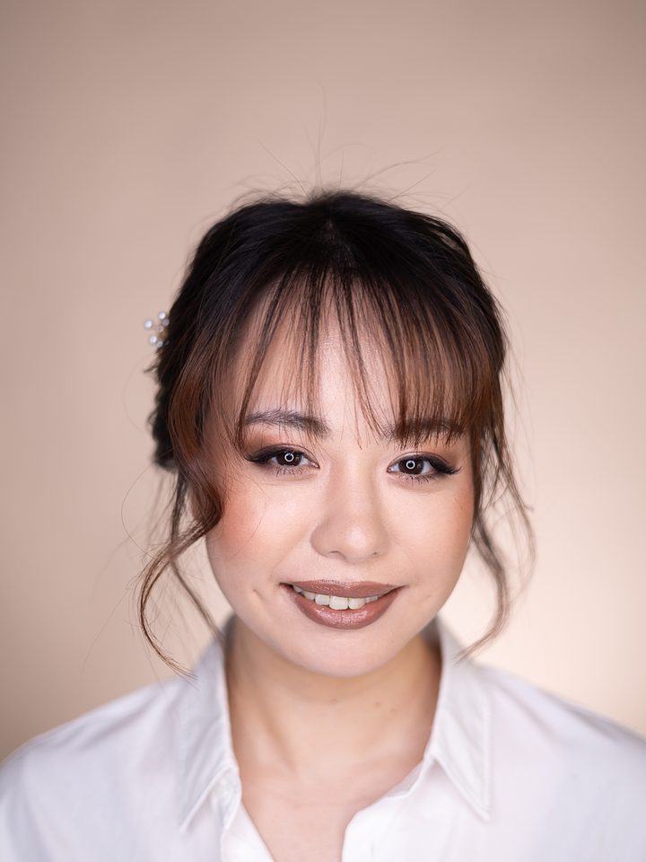 Fresh makeup with a soft textured updo — bridal makeup by Anja Zander, Amsterdam